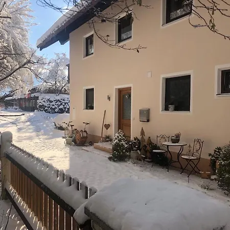 Gaestehaus Staller Inkl. Chiemgaukarte * Ruhpolding