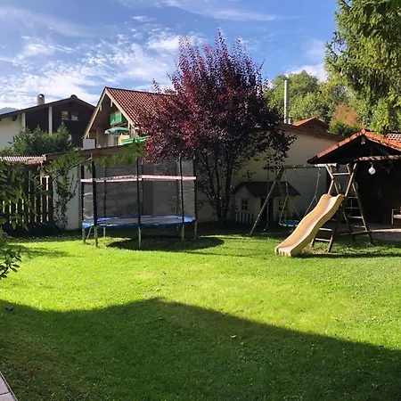 Gaestehaus Staller Inkl. Chiemgaukarte Διαμέρισμα *
