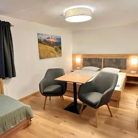 Gaestehaus Staller Inkl. Chiemgaukarte * Ruhpolding