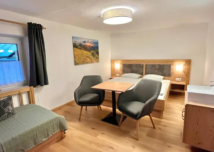Gaestehaus Staller Inkl. Chiemgaukarte * Ruhpolding